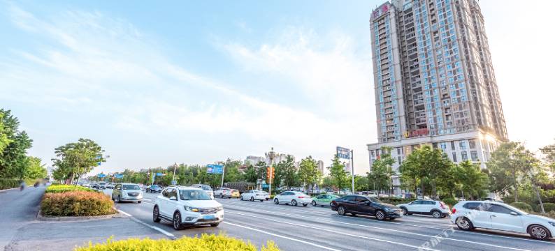 彦霖酒店(邯郸高铁东站丛台东路店)图片