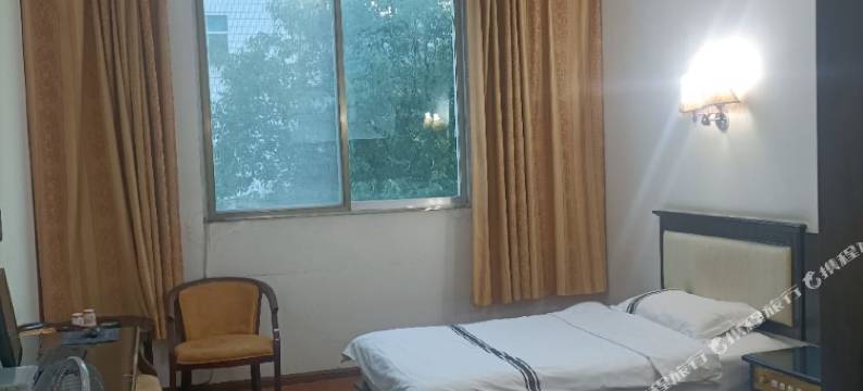 南华嘉鑫酒店图片