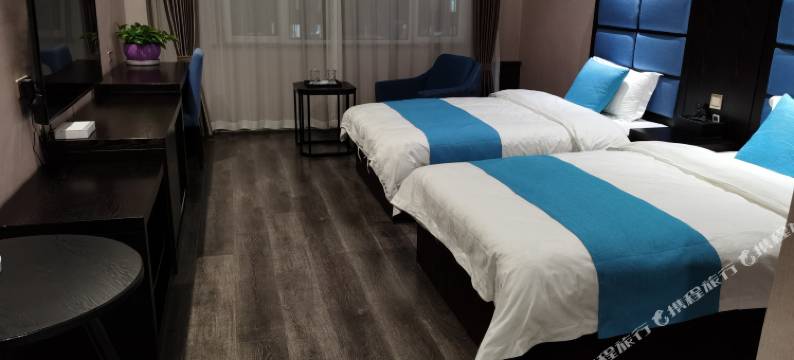 和林格尔云泰酒店图片