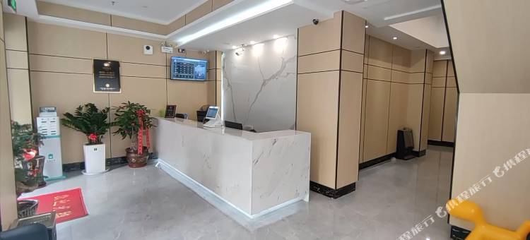 如家睿柏·云酒店(宁德万达广场店)图片