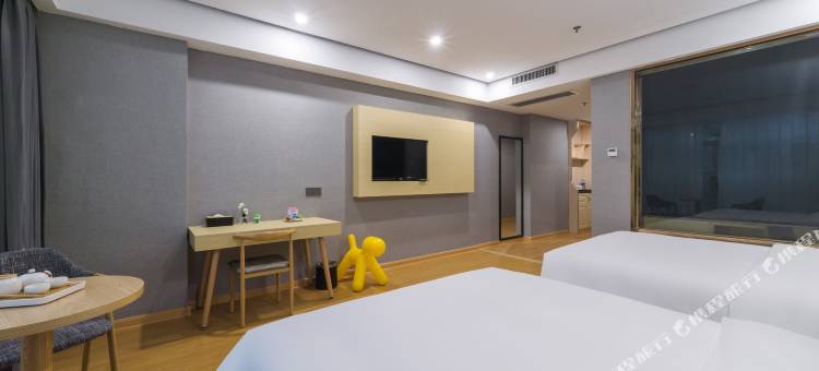 如家睿柏·云酒店(宁德万达广场店)图片