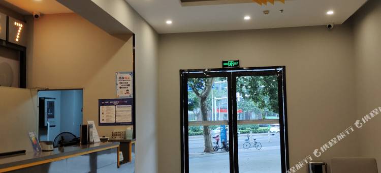 7天连锁酒店(镇江火车站店)图片