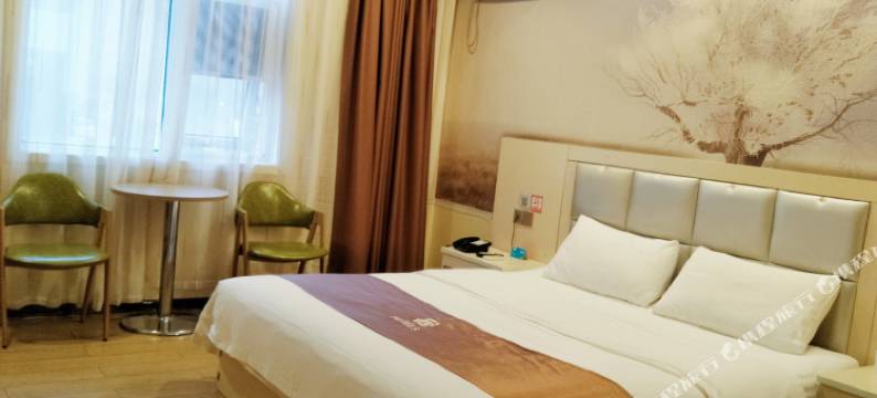 派酒店(登封汽车站店)图片