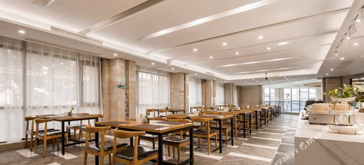格雅酒店(丹阳中专市中医院店)图片