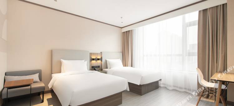 汉庭酒店(沈阳奥体中心彩霞街地铁站店)图片