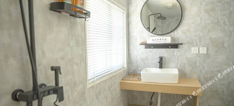 香格里拉雪湖轻奢民宿(独克宗古城店)图片