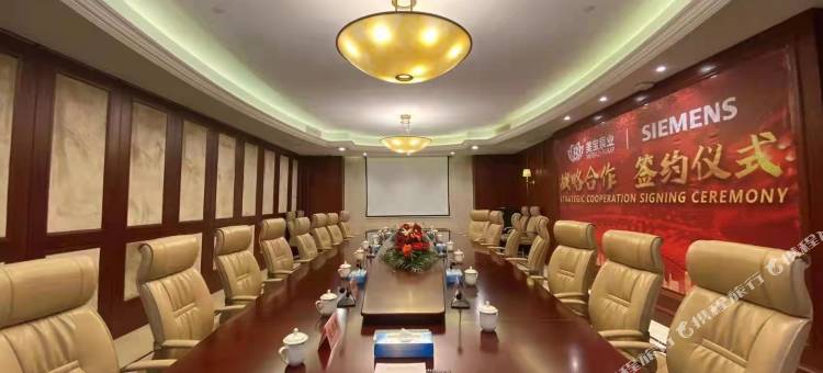 内乡飞龙之家酒店图片