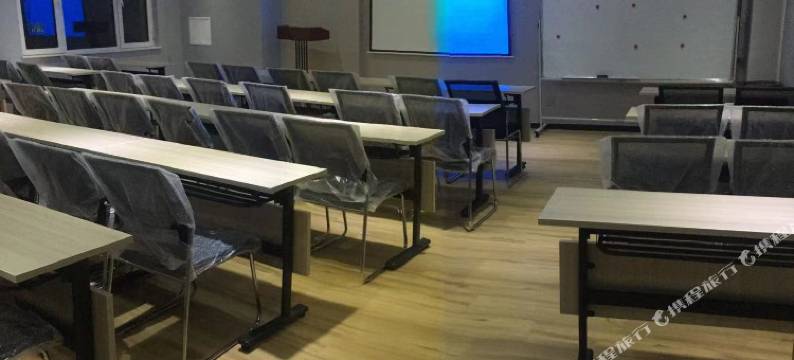 万悦精品酒店(石家庄湾里庙步行街店)图片