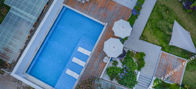 漫步山乡·莫干山法式温泉亲子溯溪轻奢美墅图片