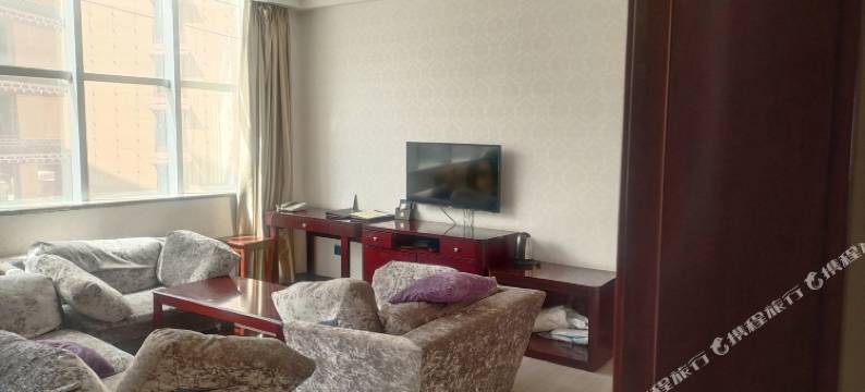 巴塘巴安印象酒店图片