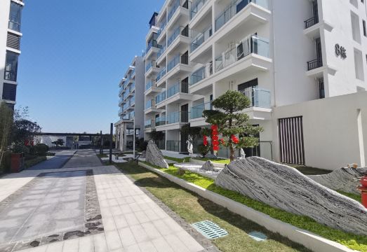 Qiufan Holiday Hotel (Luofu Mountain Guanyin Ancient Temple Branch)Hotel Overview