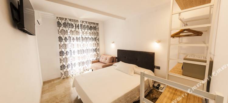 阿布里尔青年旅馆(ABRIL NERJA)图片