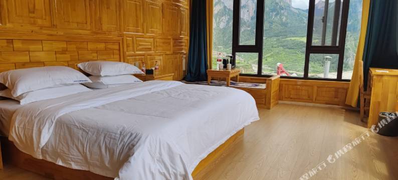 迭部扎尕那阿班民宿图片
