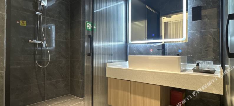 普者黑源上轻宿COURTYARD ABOVE CLOUDS影音美宿(普者黑风景区店)图片