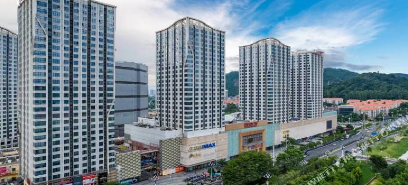 東枫·轻居ORIENT MAPLE(广州萝岗万达广场苏元地铁站店)图片