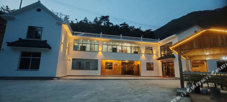 天柱山青山人家民宿图片