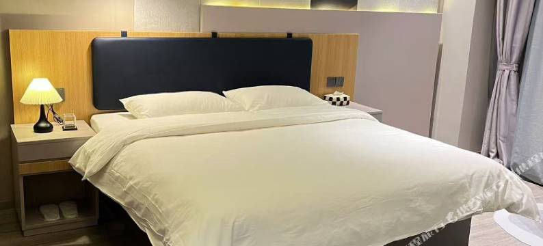 知夜优选酒店(甘旗卡火车站店)图片