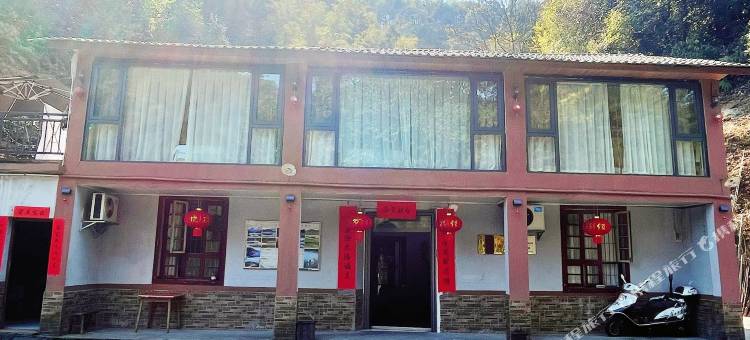 仙湖民宿(小东江景区店)图片