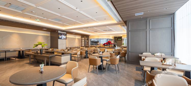 鞍山濠泰酒店(鞍山火车站胜利广场店)图片