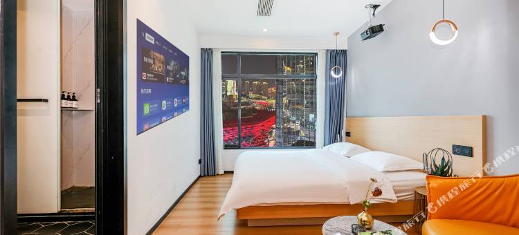 小兔几酒店(重庆解放碑步行街店)图片