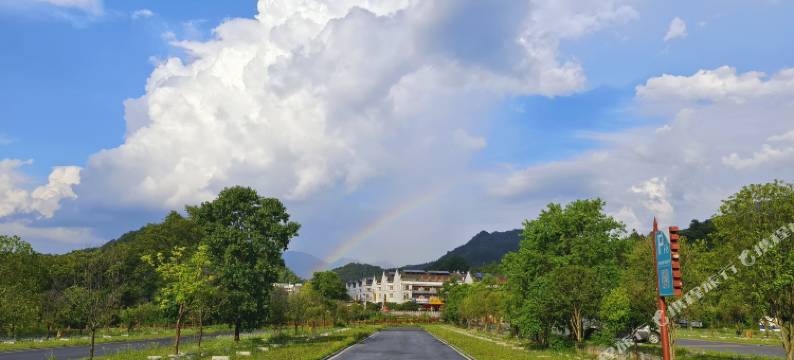 天堂寨清河畔民宿图片