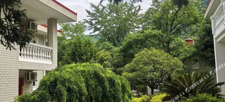 海螺沟明珠花园酒店图片