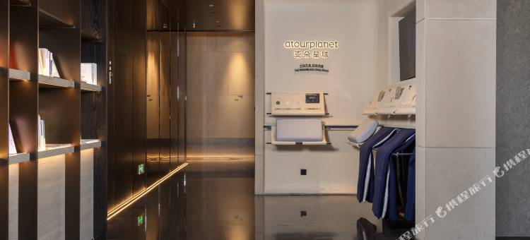 忻州古城酒吧街亚朵酒店图片