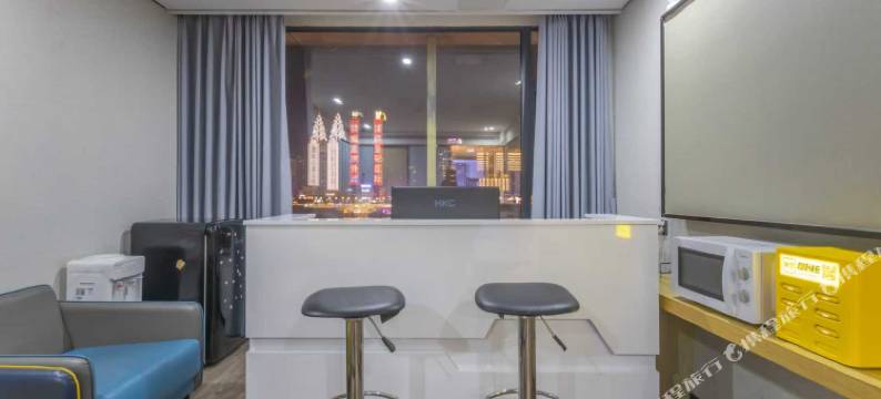 鑫呈民宿(重庆解放碑步行街洪崖洞店)图片