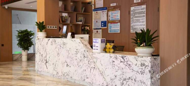 支嘎阿鲁酒店图片