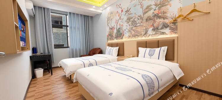 抚仙湖伴窗月精品民宿(抚仙湖旅游度假区店)图片