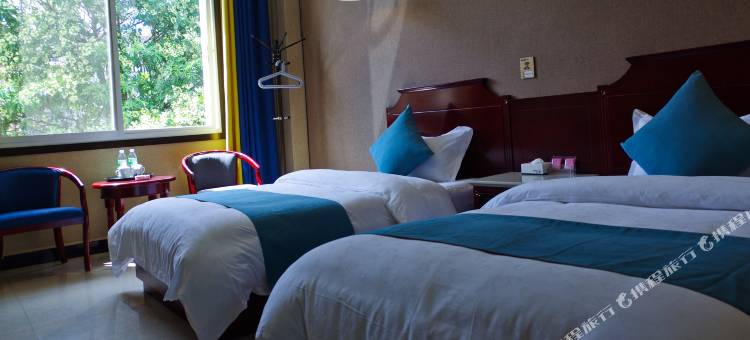 陇川云素酒店图片