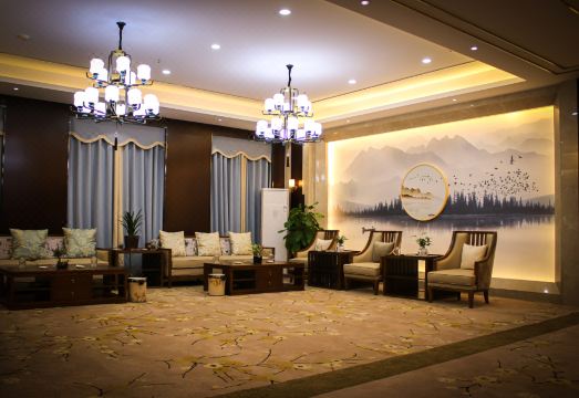 Shaya Ying Hotel Hotel Overview