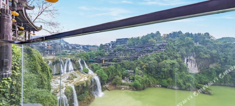 十二城·瀑上仙·280度观瀑星空云宿(芙蓉镇大瀑布店)图片
