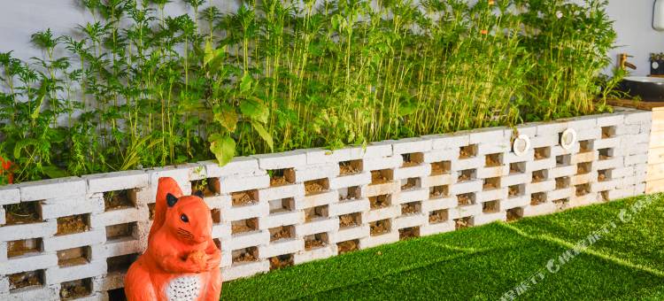 花筑·福兰克的水晶民宿(野三坡百里峡景区店)图片