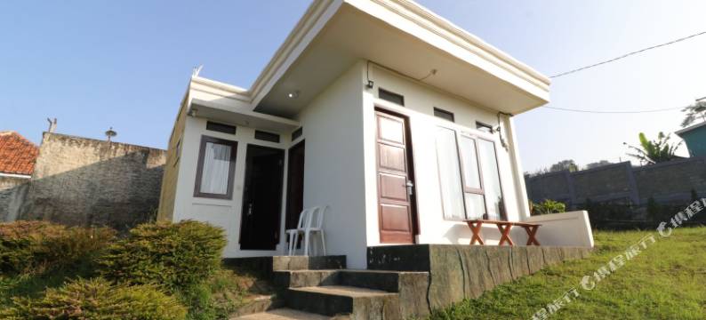 连布尔音粗伊斯兰别墅和餐厅(Lembur Incu Syariah Villa & Resto)图片