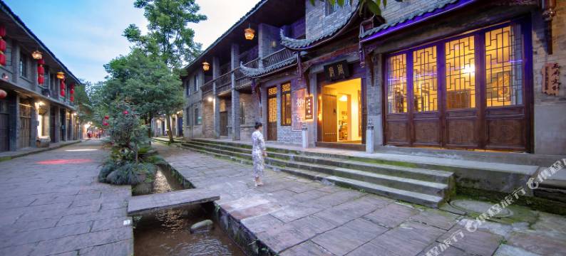 周府·禅意古风民宿(柳江古镇店)图片