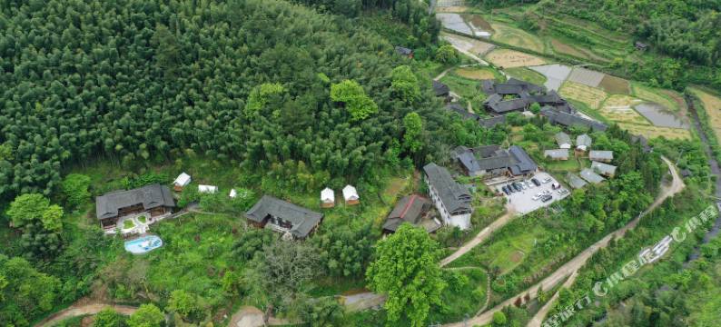 绥宁坝哪部落艺术民宿图片