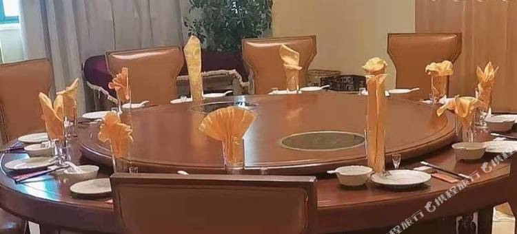 铂纳斯酒店(贵阳花溪孟关汽贸城店)图片