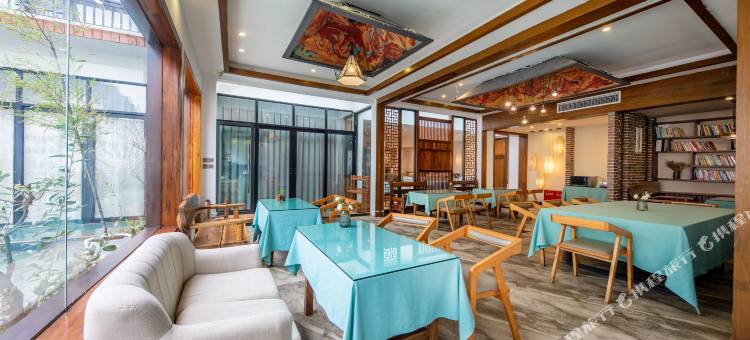 界止酒店(张家界国家森林公园标志门店)图片