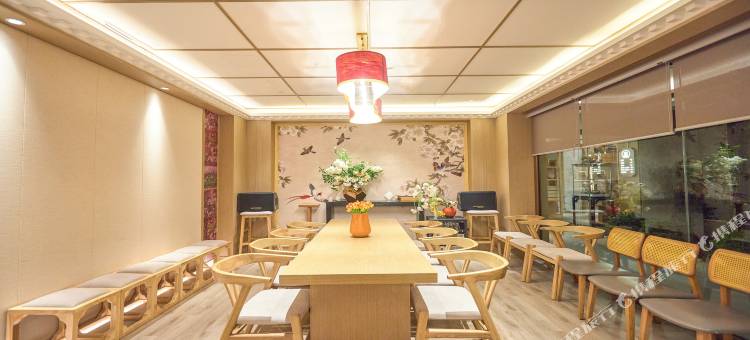 西藏廓尔喀精品民宿(大昭寺八廓街店)图片