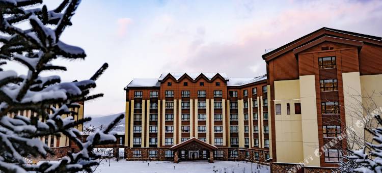 北大湖山湖居酒店图片