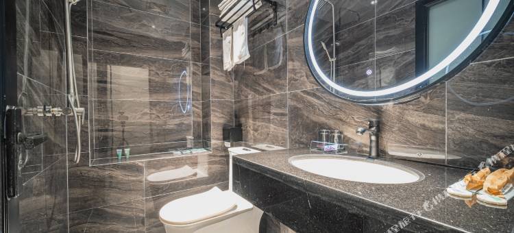 凤凰电竞酒店(仙游汽车站店)图片