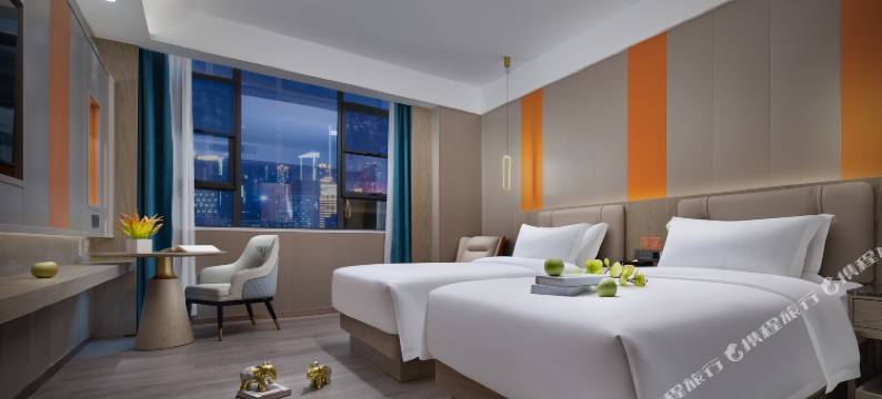 富临云端酒店(深圳坪山比亚迪沙壆地铁站店)图片