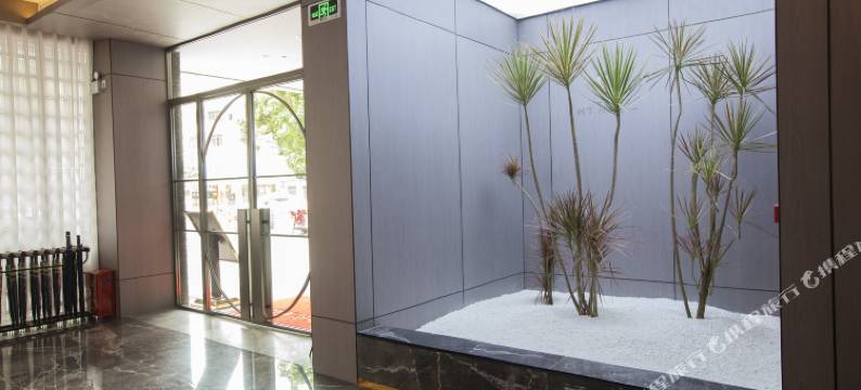 MT智能酒店(雷州站西湖大道店)图片