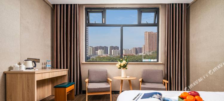 昆仑乐居酒店(建业凯旋广场独山大道店)图片