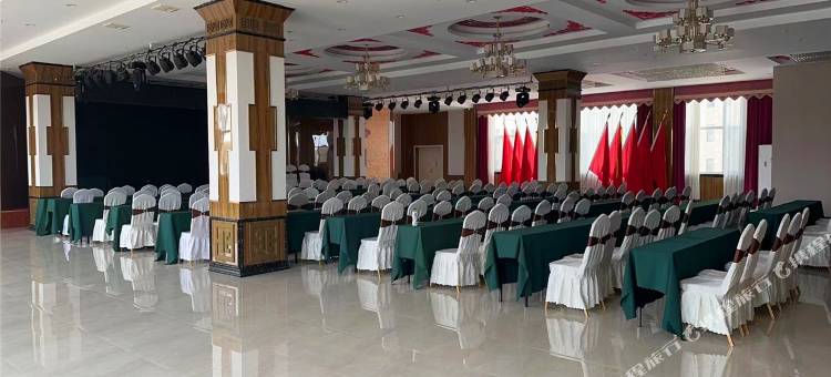 博尔金大酒店图片