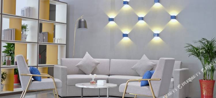 7天优品酒店(武汉吴家山经济开发区店)图片