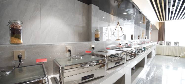 阿拉尔塔河观澜酒店图片