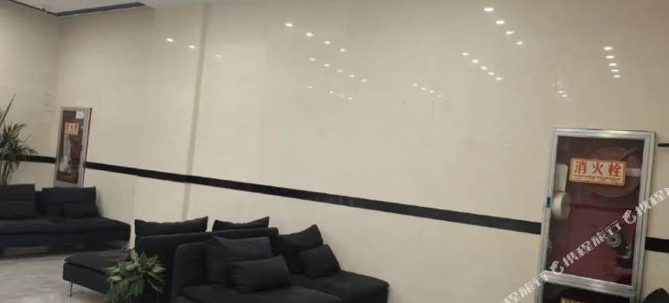 智享影音公寓(咸阳西站店)图片