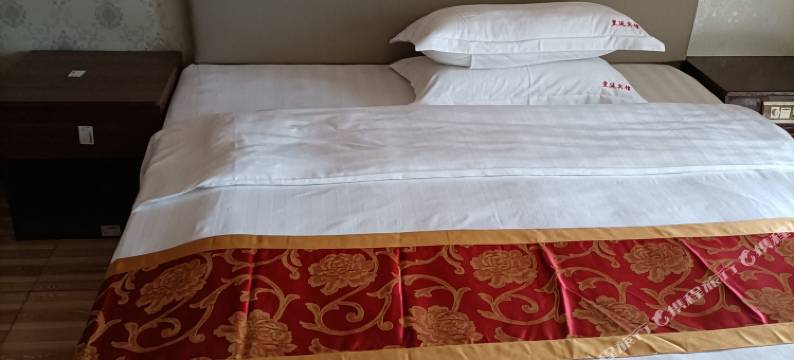 岳池皇廷宾馆图片